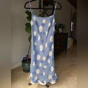 Midi blue floral dress
